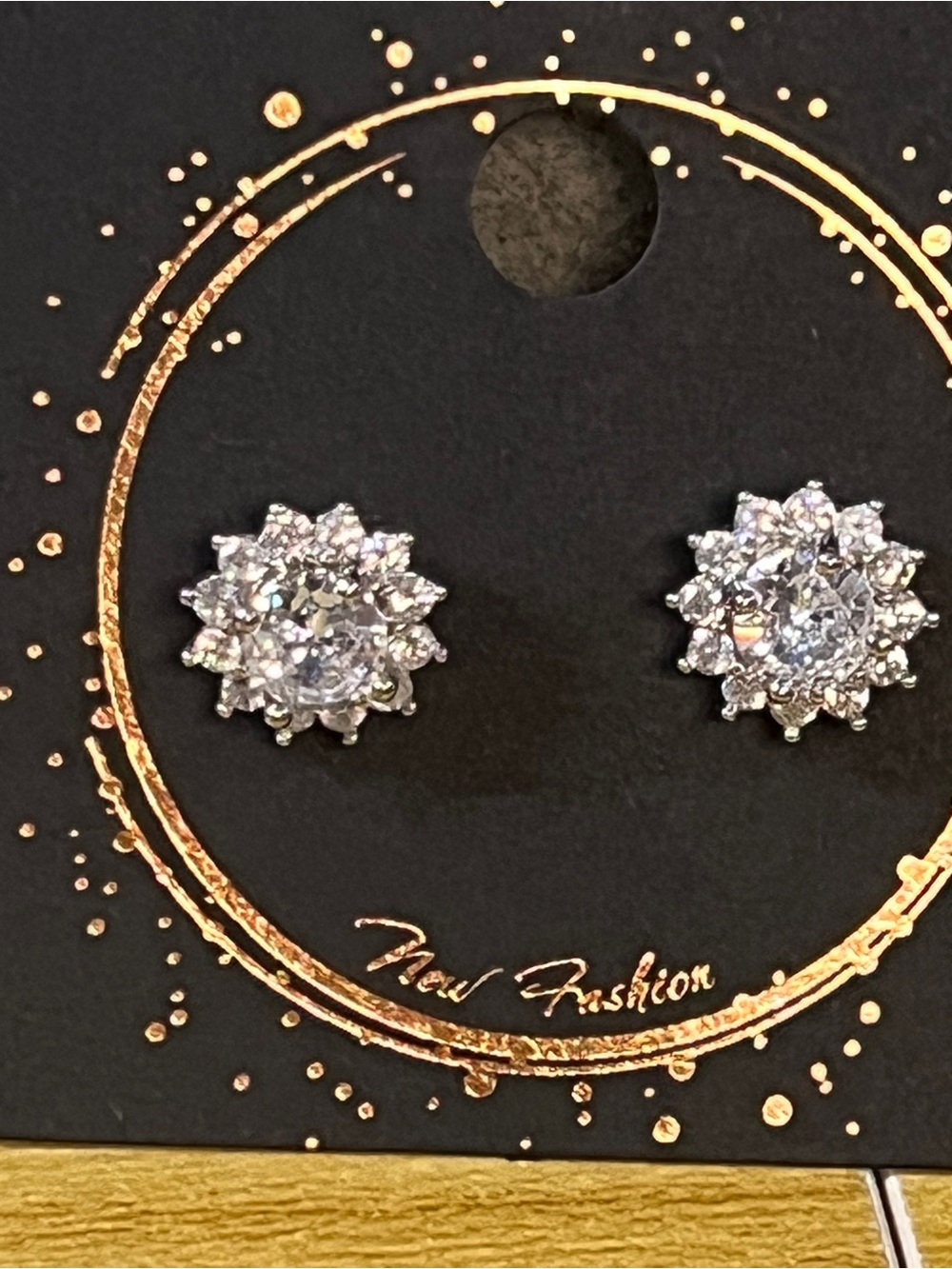 Swarovski Magic stud earrings